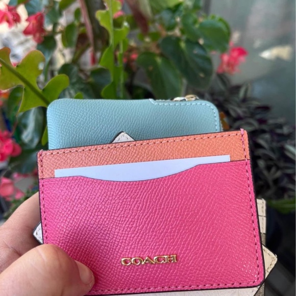 Coach wristlet and wallet/purse card (cash) insert - Picture 4 of 7